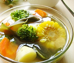 黄芪海带花椰汤的做法