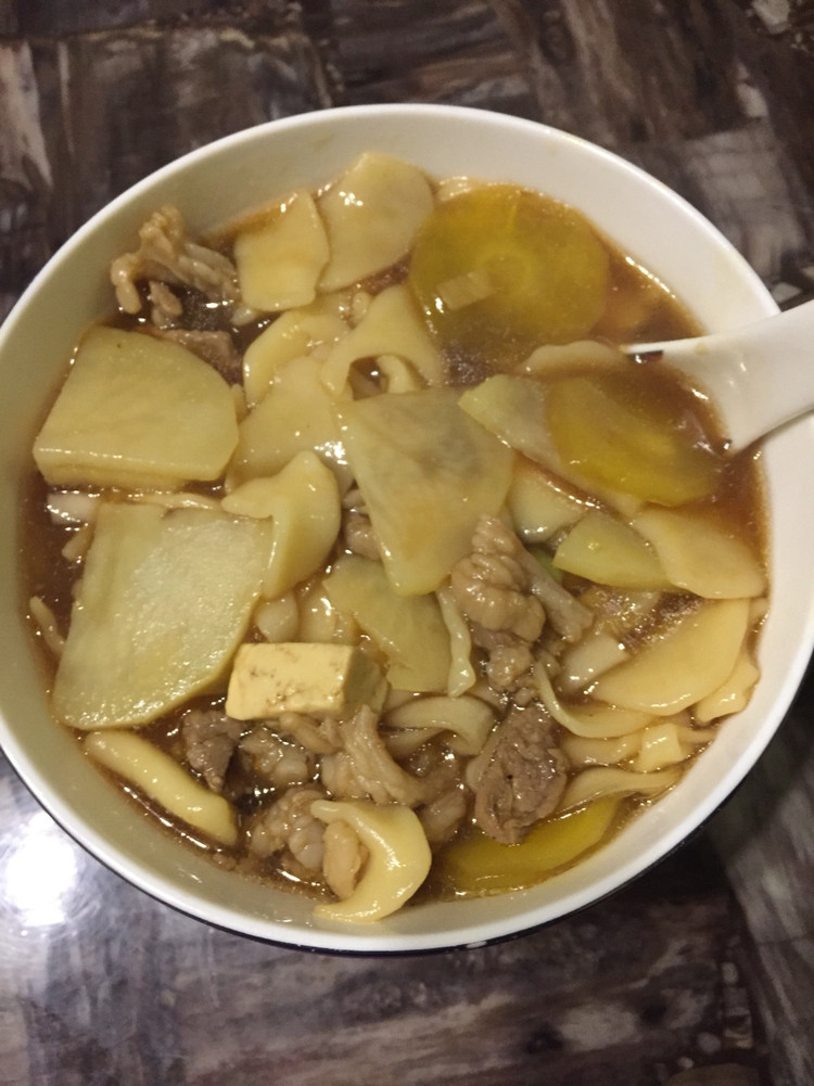 羊肉揪片汤的做法