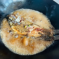 家常红烧鱼的做法图解3