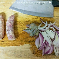 鲜虾火腿肉酱焗饭的做法图解2