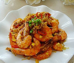 WAUGH’S泰式咖喱粉丝虾的做法