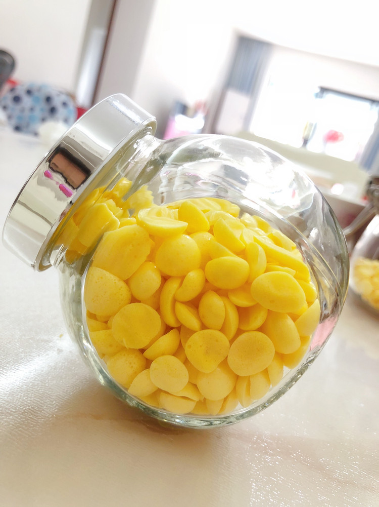 蛋黄溶豆的做法