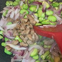 洋葱蚕豆炒肉的做法图解5