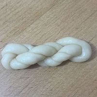 香酥小麻花的做法图解6