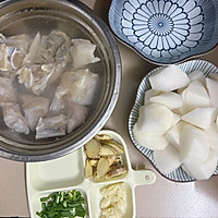 冬天必喝腊猪脚白萝卜汤的做法图解2