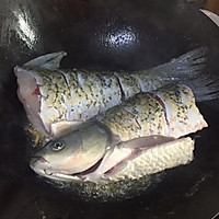 铁锅炖草鱼的做法图解3