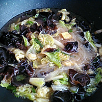 白菜木耳粉丝煲的做法图解4