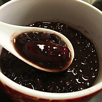 黑米红豆薏米红枣粥的做法图解6