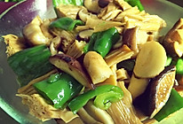 耗油腐竹烩香菇的做法