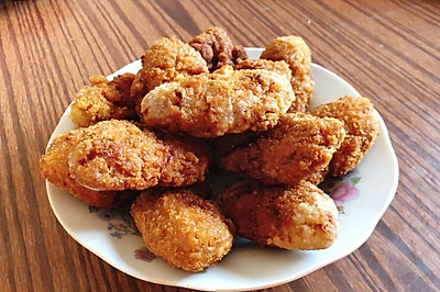面包糠脆皮炸鸡翅