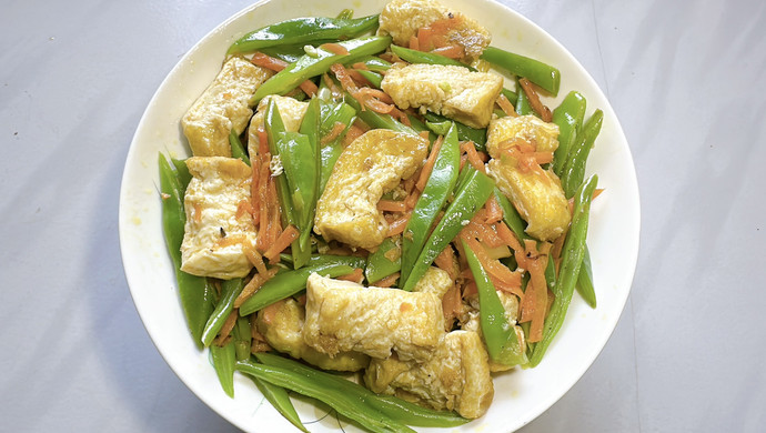 炸豆腐炒刀豆