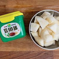 #葱伴侣豆瓣酱能蘸善炒#清清爽爽的梨撞肉的做法图解2