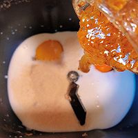 有嚼劲儿-桂花蜂蜜小油条！的做法图解2