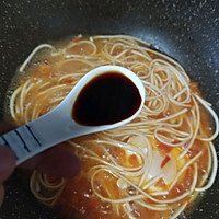 十分钟快手酸汤空心面的做法图解11