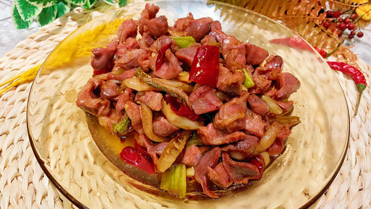 下饭神器之泡椒鸡胗的做法