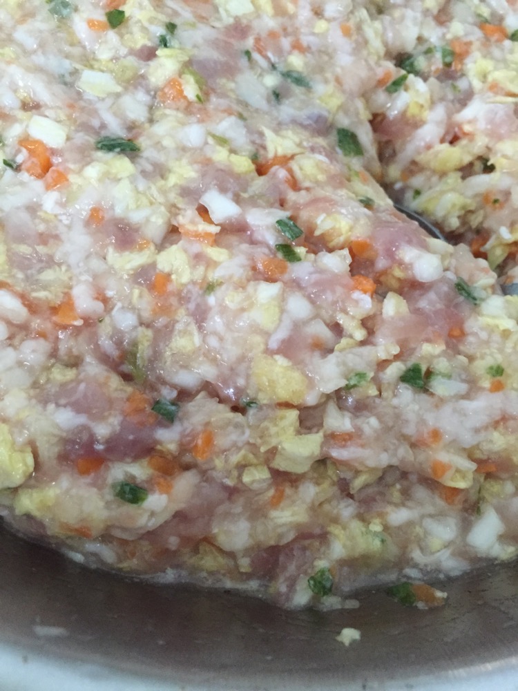 白菜肉馅馄饨的做法图解2