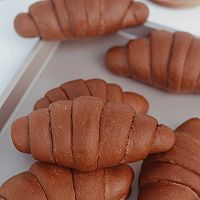 巧克力控必吃：双重巧克力面包卷的做法图解12