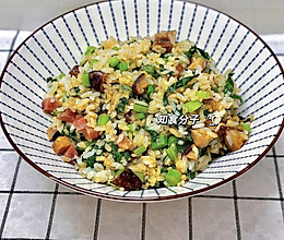 冬菇腊肠炒饭的做法