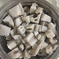 香辣藕片的做法图解2