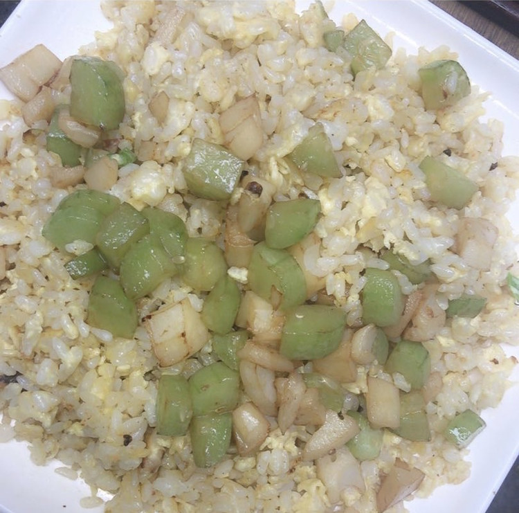 吃不腻的蛋炒饭的做法