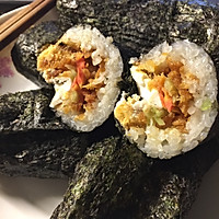 咸蛋肉松寿司的做法图解6