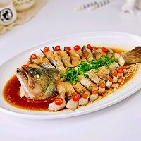 #晒出你的中秋团圆饭#开边鲈鱼的做法图解12