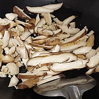 #中小学生做饭指南#香菇炒荷兰豆的做法图解4