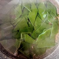 海带炖土豆片的做法图解1