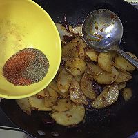 干锅土豆片～精简版的做法图解3
