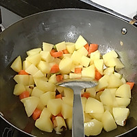 大骨汤烧土豆的做法图解7