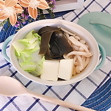 白菜蘑菇豆腐什锦锅（日式）