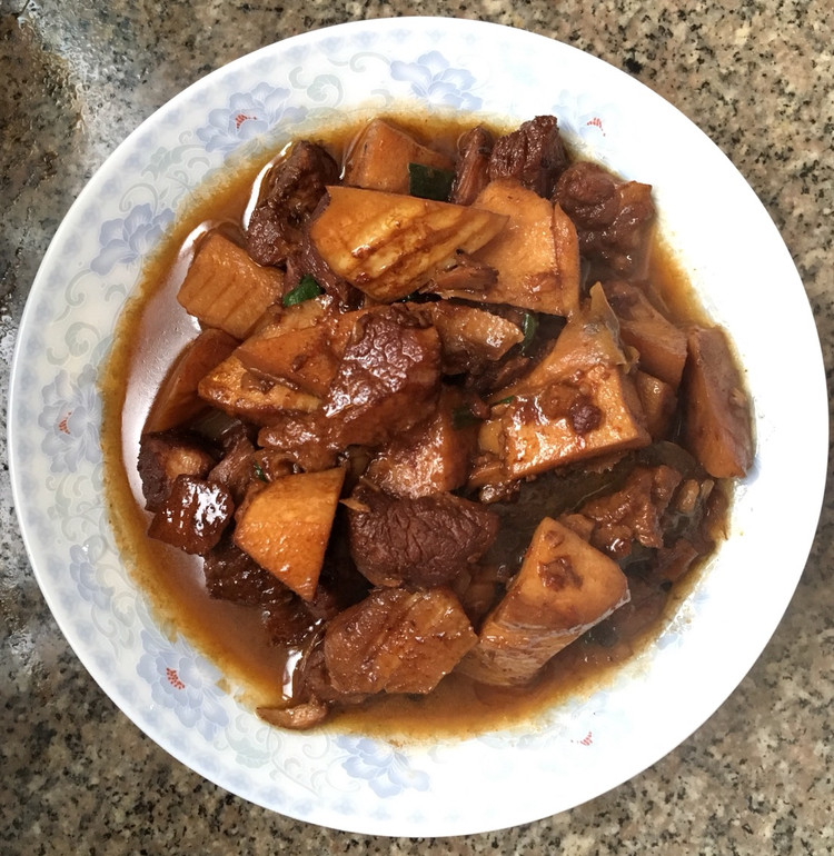 冬笋烧肉的做法