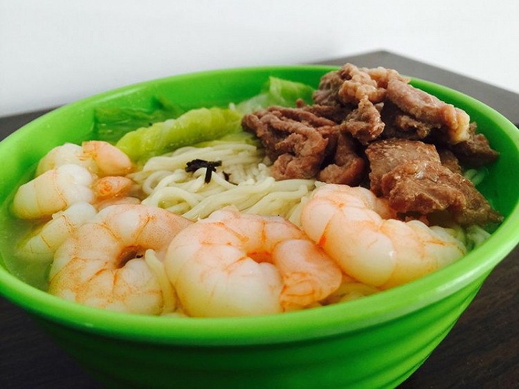 鲜虾仁鸡蛋面汤的做法