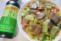 #李锦记X豆果 夏日轻食美味榜# 鸭血炒胡瓜的做法