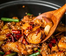 干锅鱿鱼鸡的做法