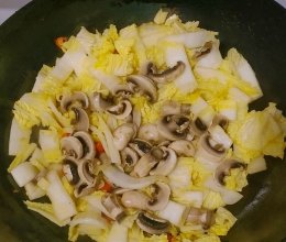 清炒口蘑白菜的做法