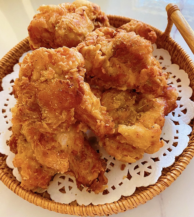 脆皮炸鸡腿的做法