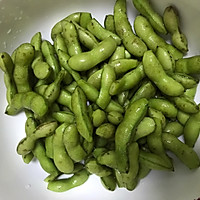 卤毛豆花生的做法图解2