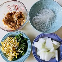 粉丝豆皮冬瓜肉丸汤的做法图解1