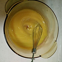 香草蛋黄奶油霜的做法图解2