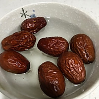 山药红枣雪花球的做法图解1
