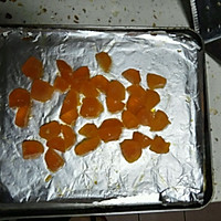 广式蛋黄月饼(HelloKitty造型哦~萌萌哒)的做法图解3