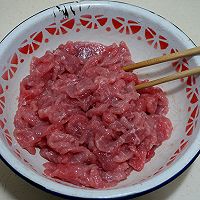 牛肉炒莴笋的做法图解4