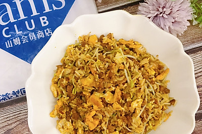 绿豆芽肉末蛋炒饭