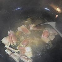 豆角南瓜顿猪肉的做法图解2