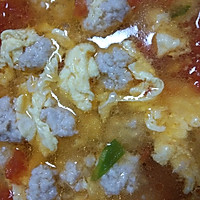 西红柿蛋花肉丸汤的做法图解1