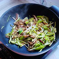 青椒炒肉片的做法图解10