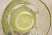 蜂蜜柠檬的做法