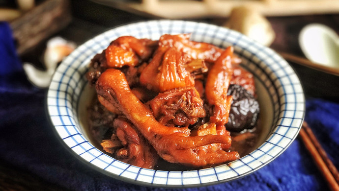 炒糖色有妙招的红烧鸡块