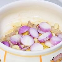 #零腹担吃夜宵#紫苏加拿大北极虾海鲜煲的做法图解6